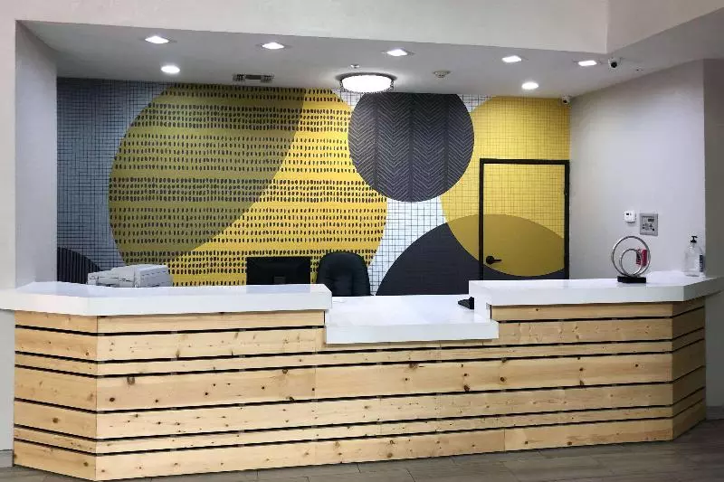 Отель Denton Creek Inn Speedway