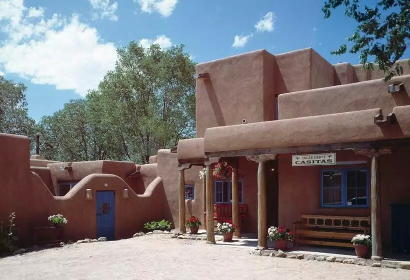 בית מלון כפרי Inger Jirby Gallery & Guest Houses