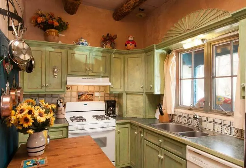 בית מלון כפרי Inger Jirby Gallery & Guest Houses