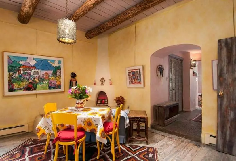 בית מלון כפרי Inger Jirby Gallery & Guest Houses