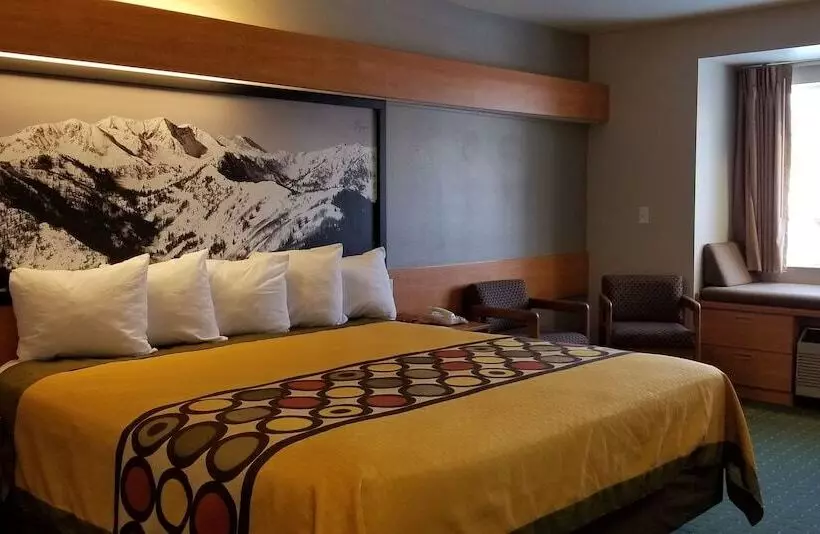 Отель Royal Inn