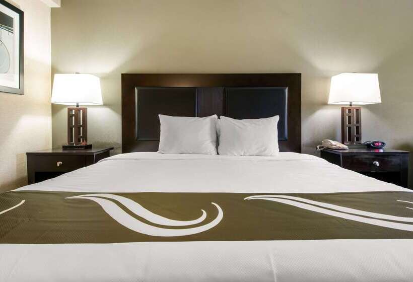 هتل Quality Inn & Suites