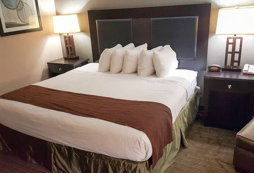 هتل Quality Inn & Suites