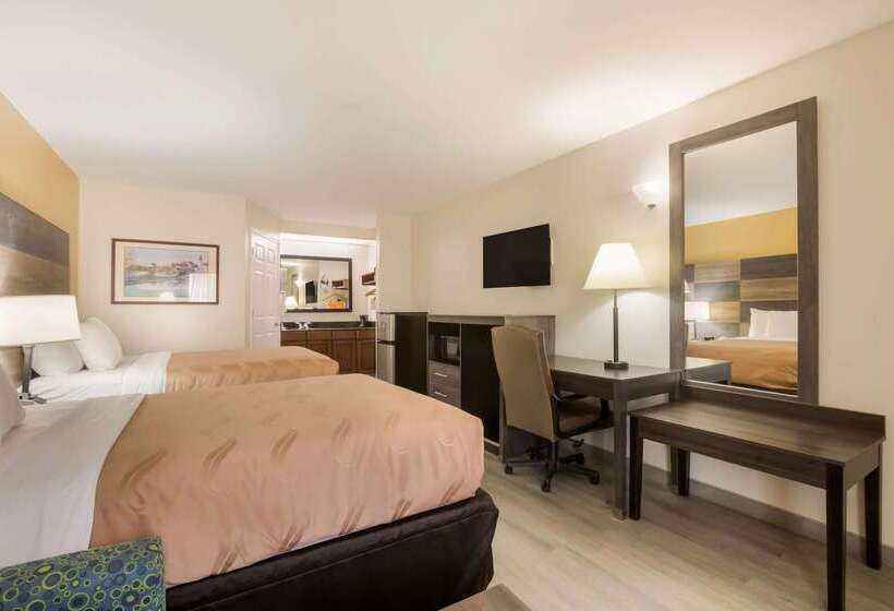 酒店 Quality Inn & Suites Near Lake Oconee