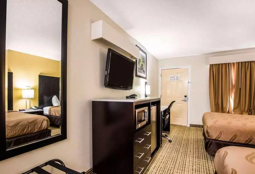 ホテル Quality Inn Trussville I59 Exit 141