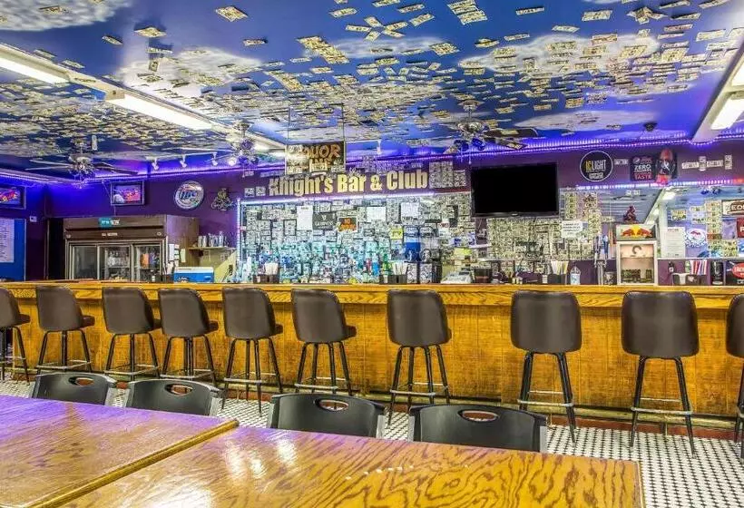 ホテル Rodeway Inn