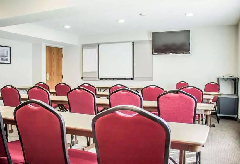 Отель Sleep Inn Beaver Beckley