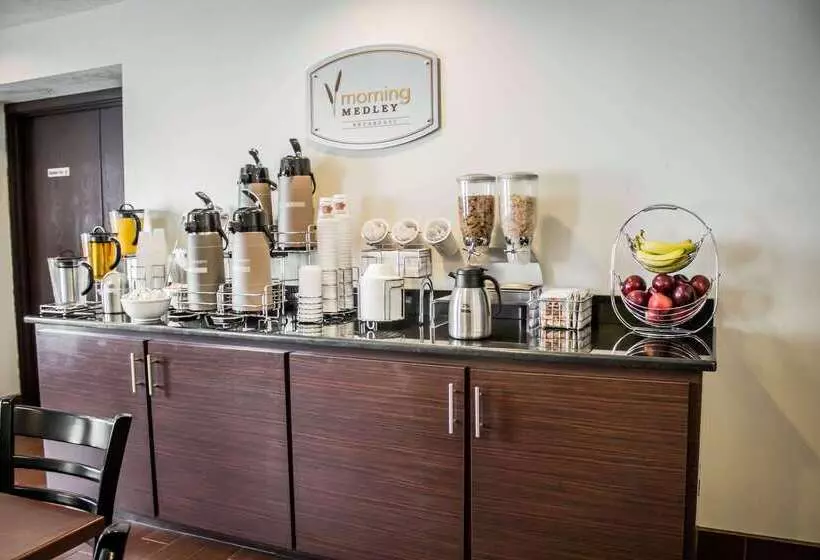 Отель Sleep Inn Beaver Beckley