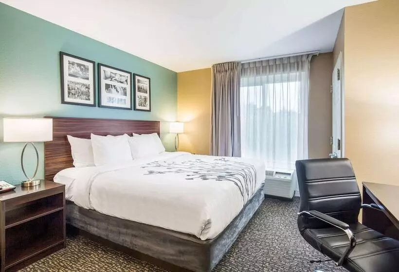 Отель Sleep Inn & Suites