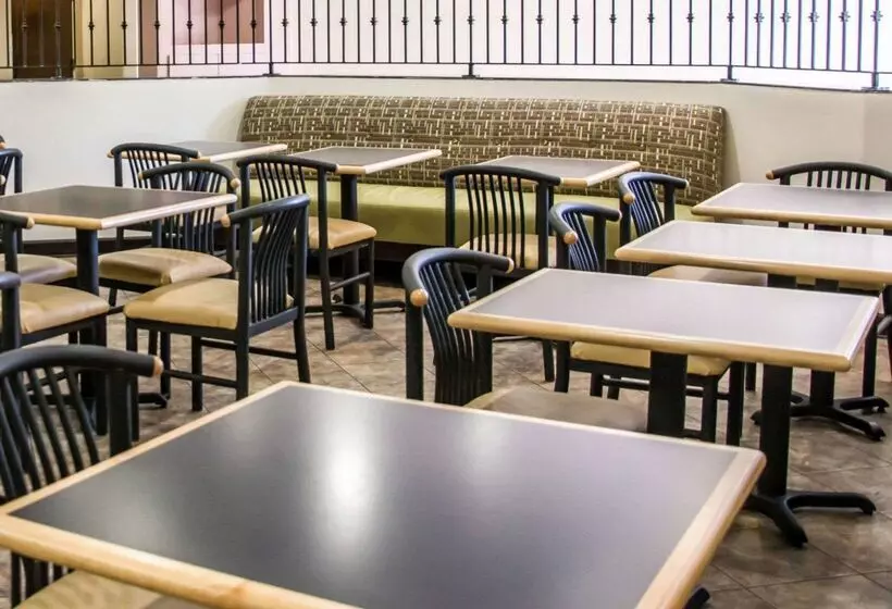 בית מלון כפרי Sleep Inn & Suites Pineville  Alexandria