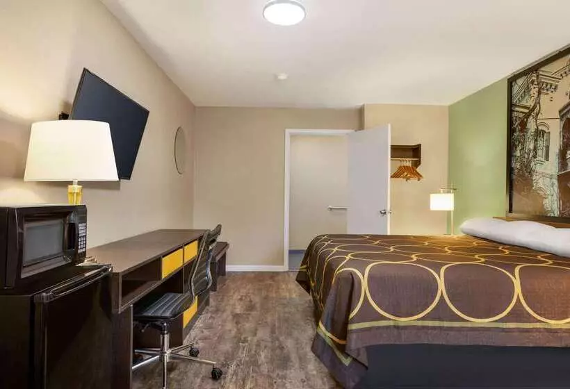 Отель Super 8 By Wyndham Brookhaven