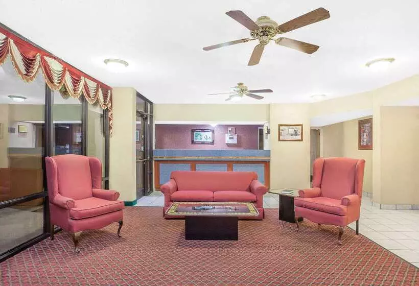 Отель Super 8 By Wyndham Bulls Gap Greeneville Area