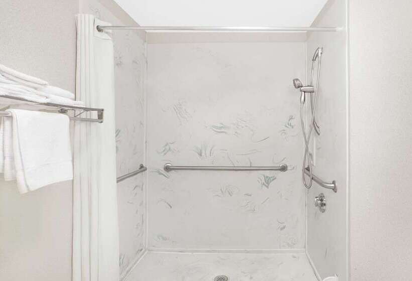 فندق Super 8 By Wyndham Bulls Gap Greeneville Area