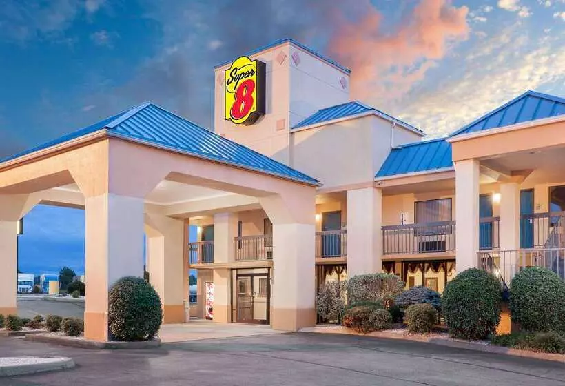Отель Super 8 By Wyndham Bulls Gap Greeneville Area