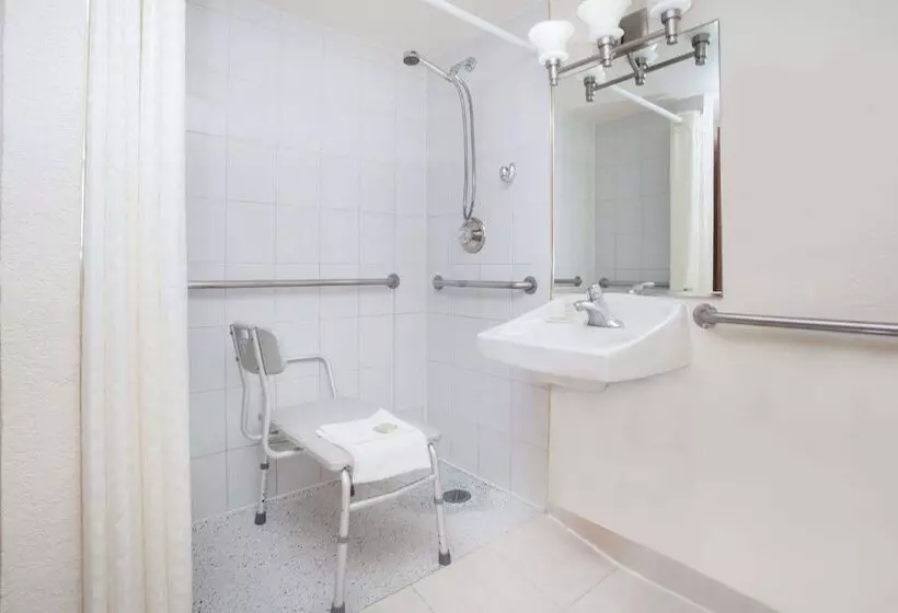 בית מלון כפרי Super 8 By Wyndham Chicago Il