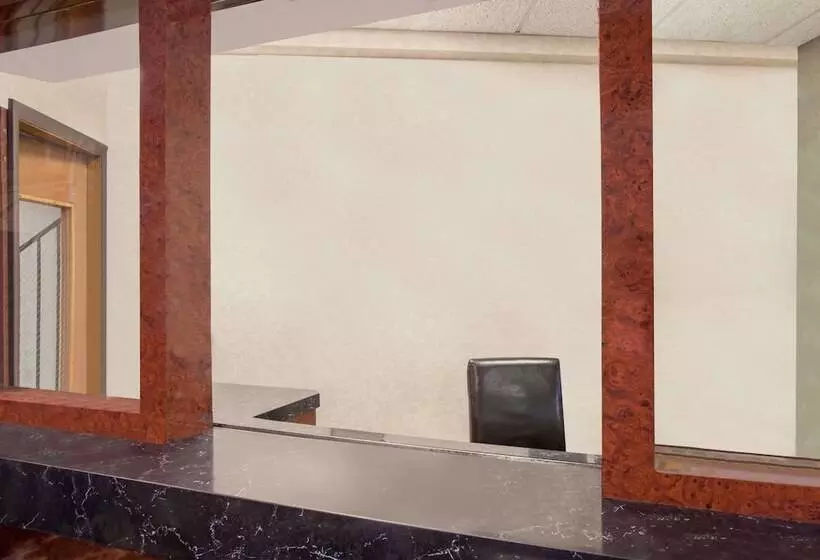 בית מלון כפרי Super 8 By Wyndham Chicago Il