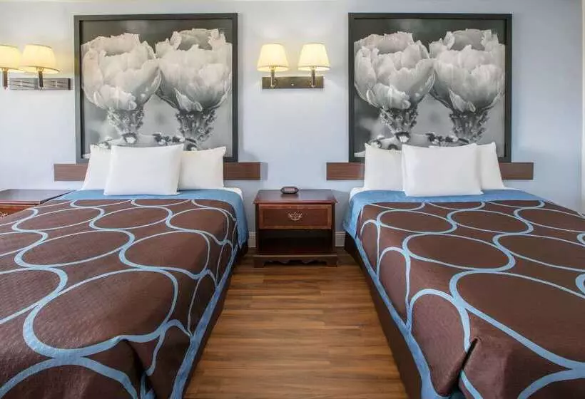 فندق Super 8 By Wyndham Garland North Dallas Area