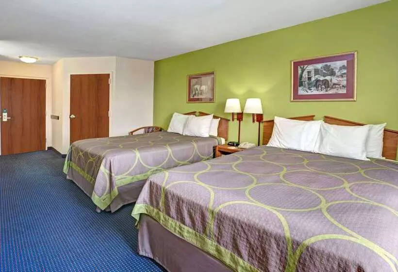 هتل Super 8 By Wyndham Louisville/expo Center