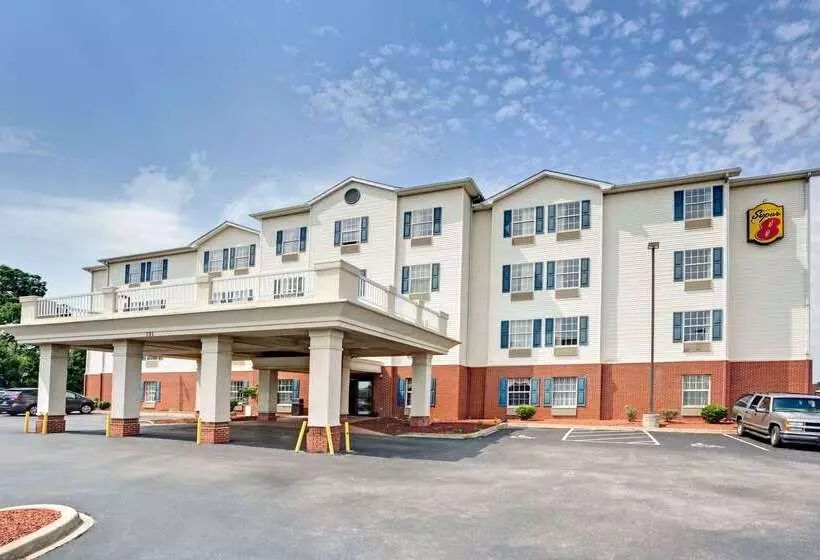 هتل Super 8 By Wyndham Louisville/expo Center