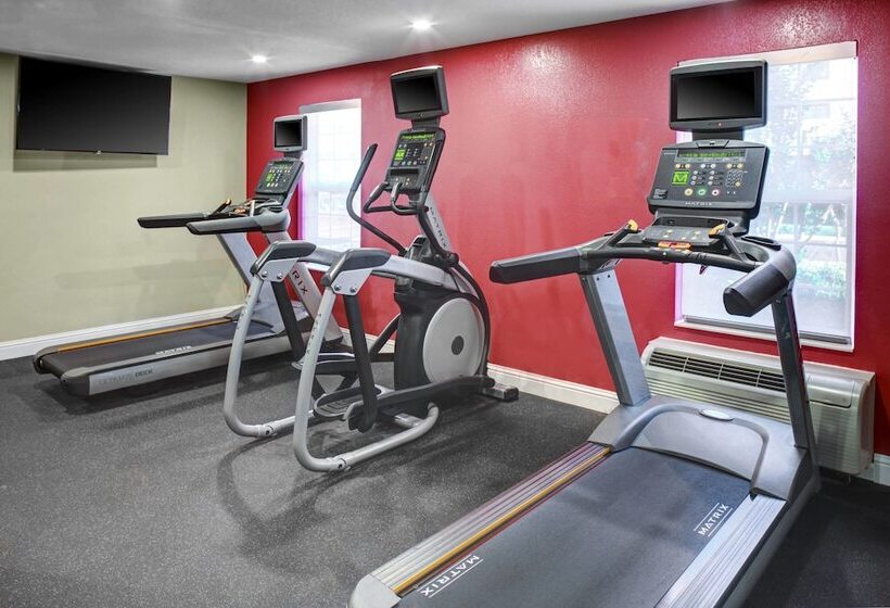 فندق Towneplace Suites Fresno