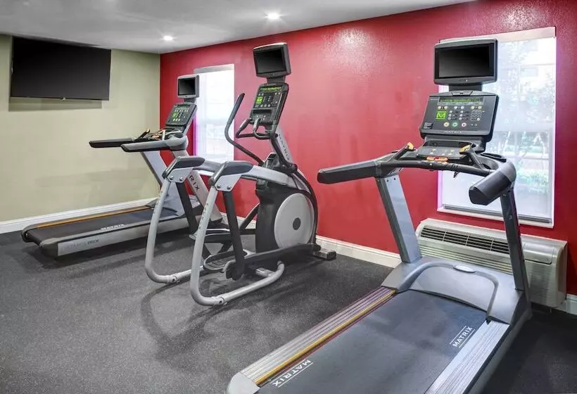 Отель Towneplace Suites Fresno