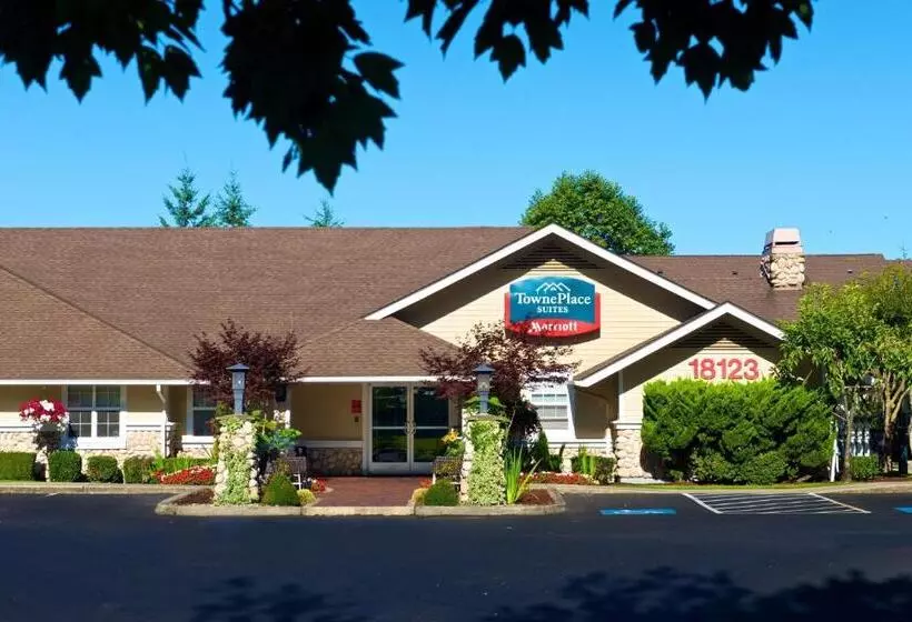 Отель Towneplace Suites By Marriott Seattle Southcenter