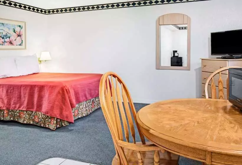 Travelodge By Wyndham Hotel & Cottages St Augustine Historic