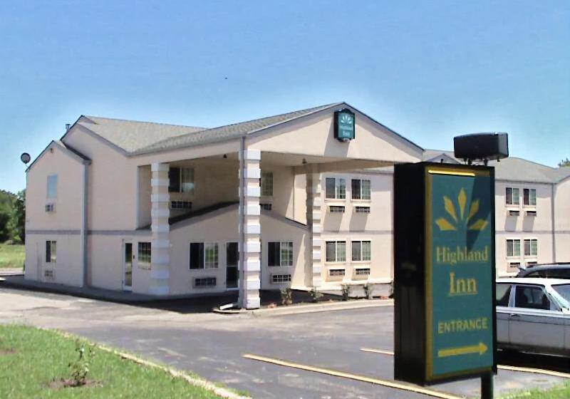 فندق على الطريق Highland Inn Peculiar