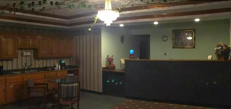 מוטל Highland Inn Peculiar