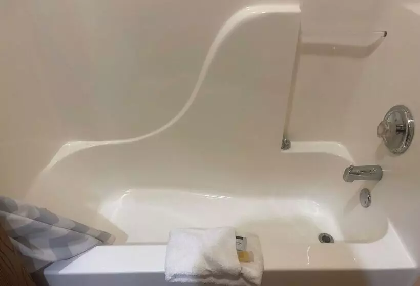 מוטל Highland Inn Peculiar