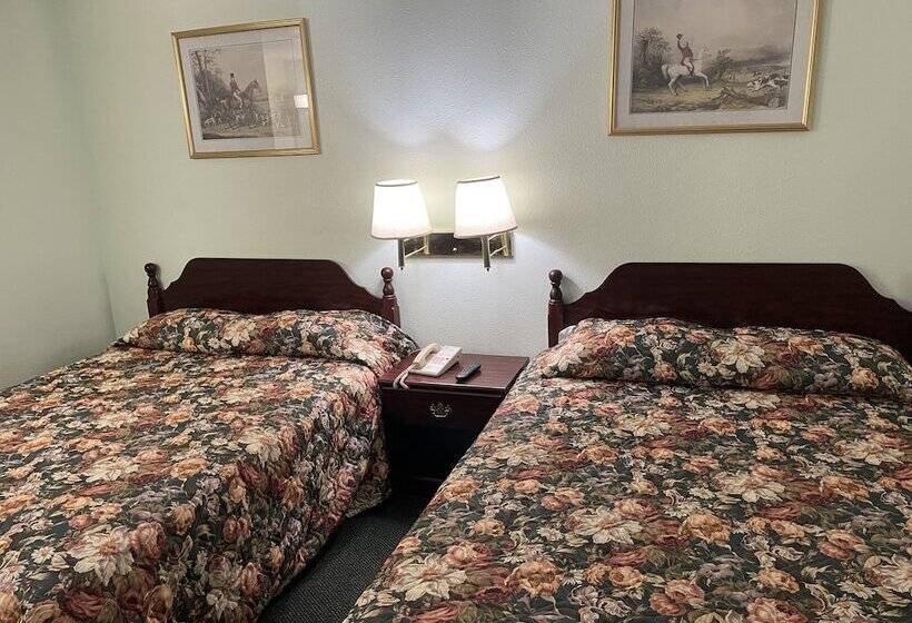 فندق على الطريق Highland Inn Peculiar