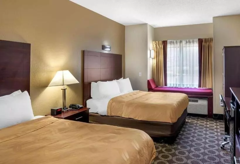 汽车旅馆 Quality Inn Overland Park Kansas City