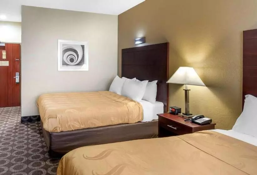 汽车旅馆 Quality Inn Overland Park Kansas City