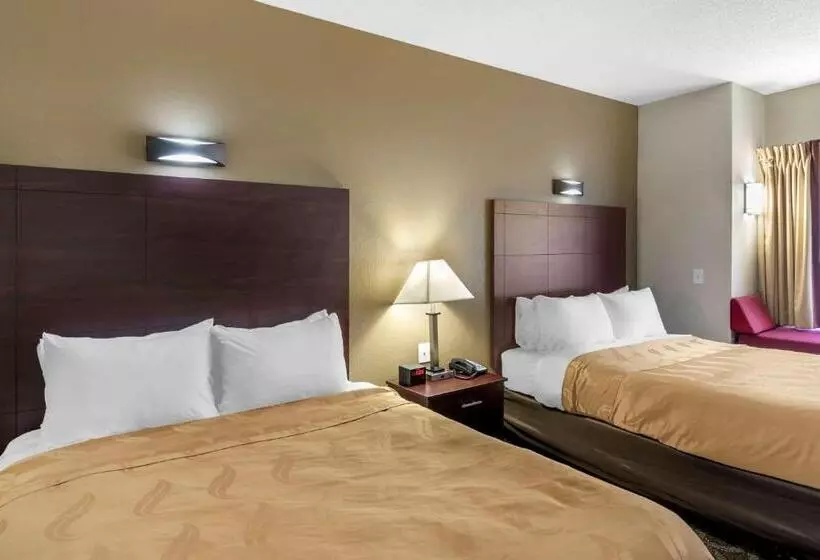 汽车旅馆 Quality Inn Overland Park Kansas City