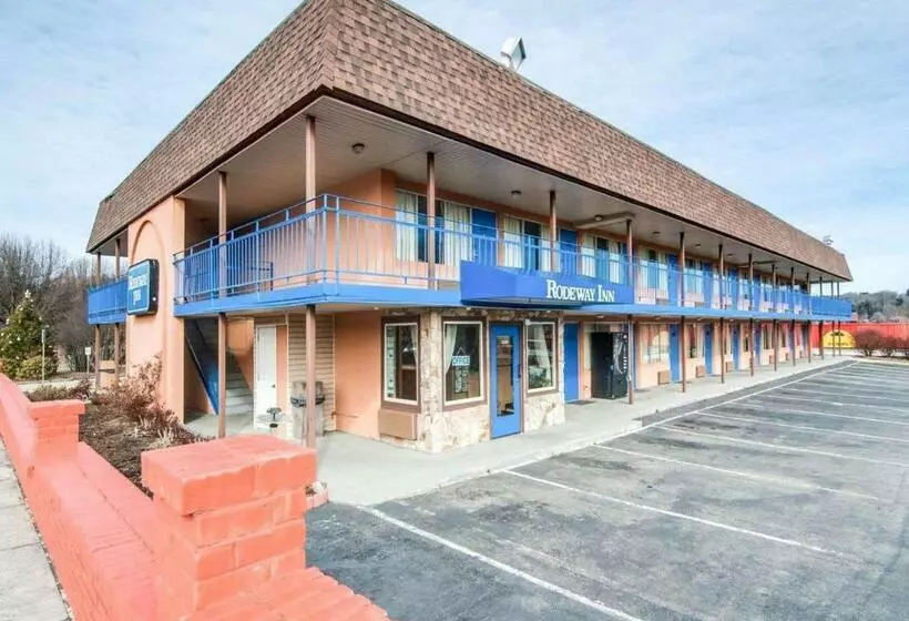 Мотель Rodeway Inn Galax Highway 58