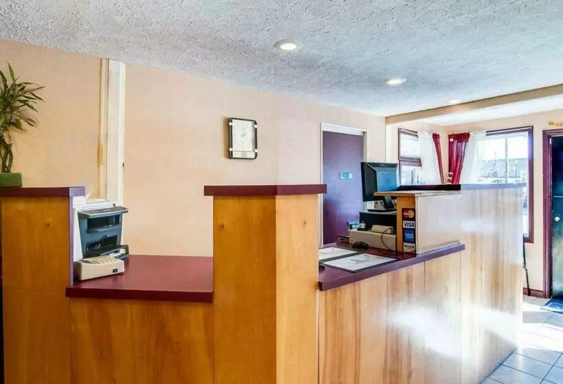 Мотель Rodeway Inn Galax Highway 58