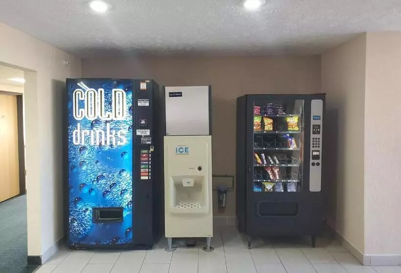 فندق على الطريق Super 7 Inn Tecumseh