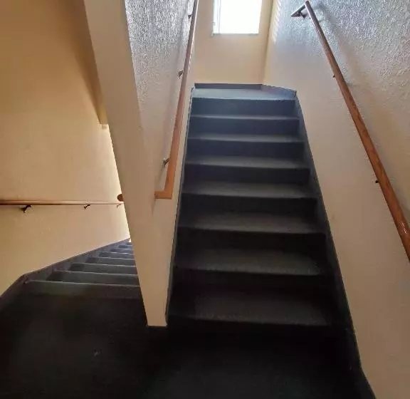 فندق على الطريق Super 7 Inn Tecumseh