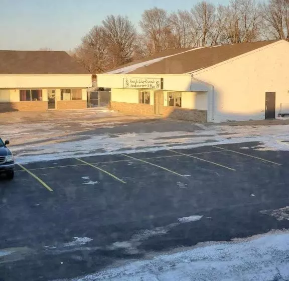 فندق على الطريق Super 7 Inn Tecumseh