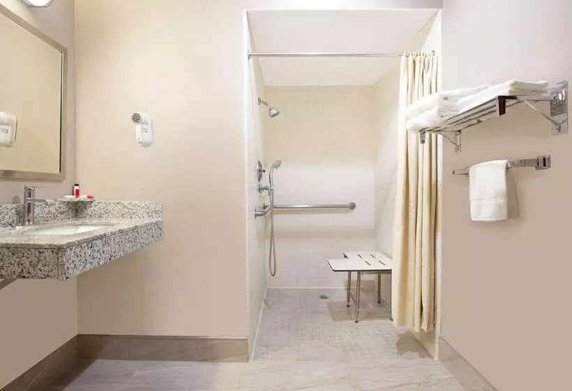 汽车旅馆  Super 8 By Wyndham Chico