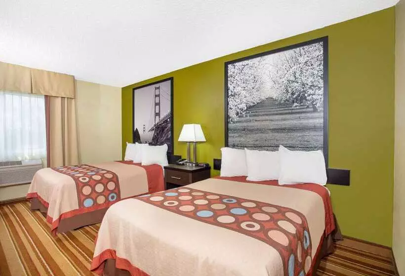 汽车旅馆  Super 8 By Wyndham Chico