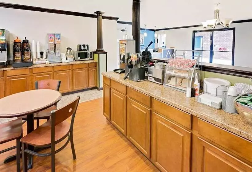 Мотель Super 8 By Wyndham Hazen