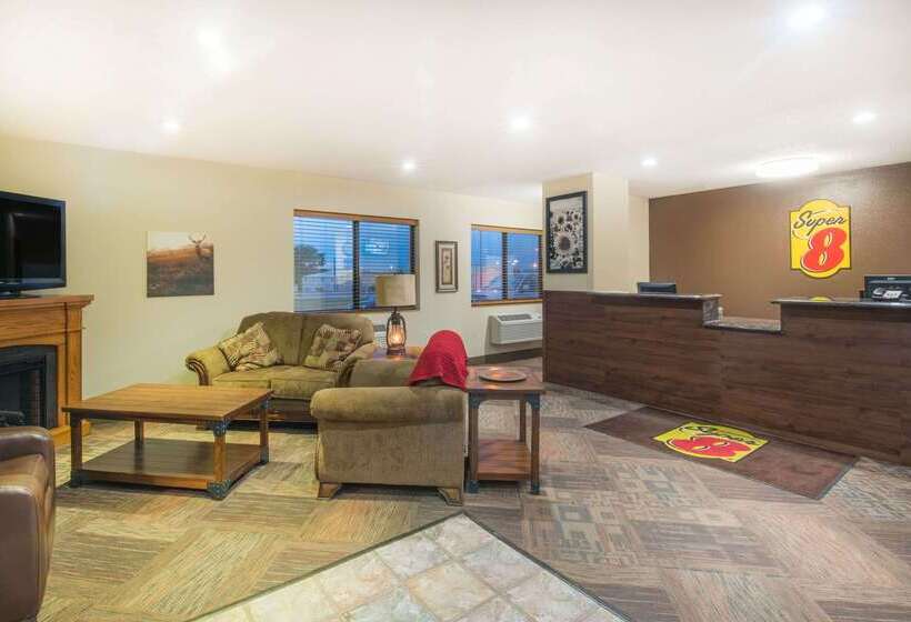 Motel Super 8 By Wyndham Jamestown