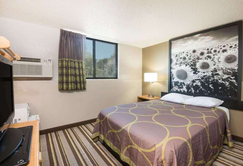 Motel Super 8 By Wyndham Jamestown