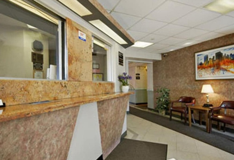 汽车旅馆 Super 8 By Wyndham Long Island City Lga