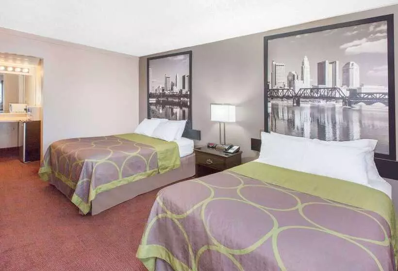 Motel Super 8 By Wyndham Millbury/toledo