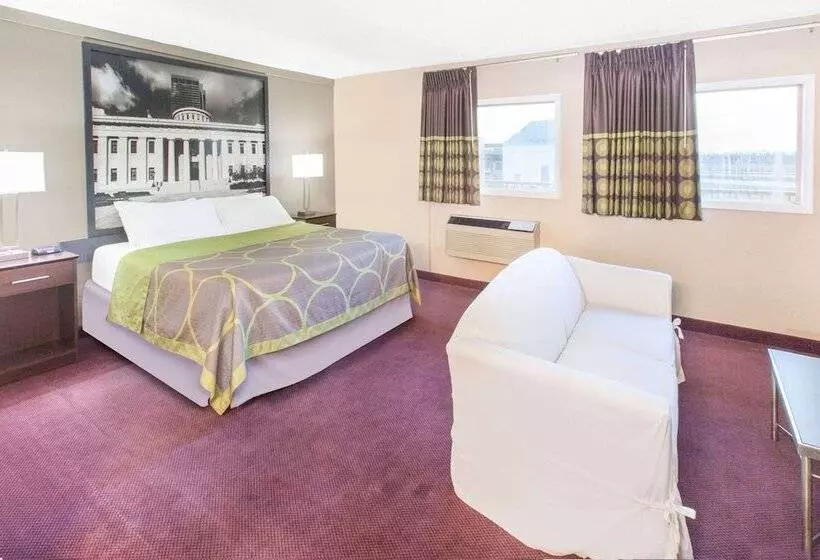 Motel Super 8 By Wyndham Millbury/toledo