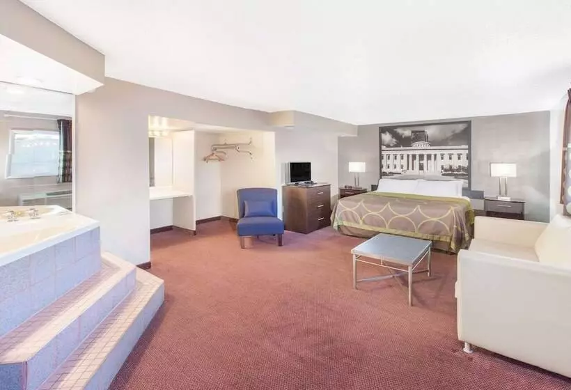 Motel Super 8 By Wyndham Millbury/toledo
