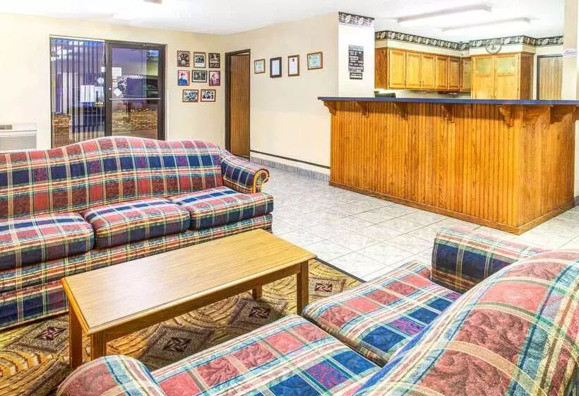 מוטל Super 8 By Wyndham Mt. Vernon