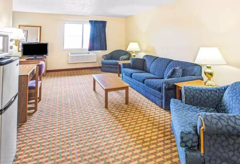 מוטל Super 8 By Wyndham Mt. Vernon